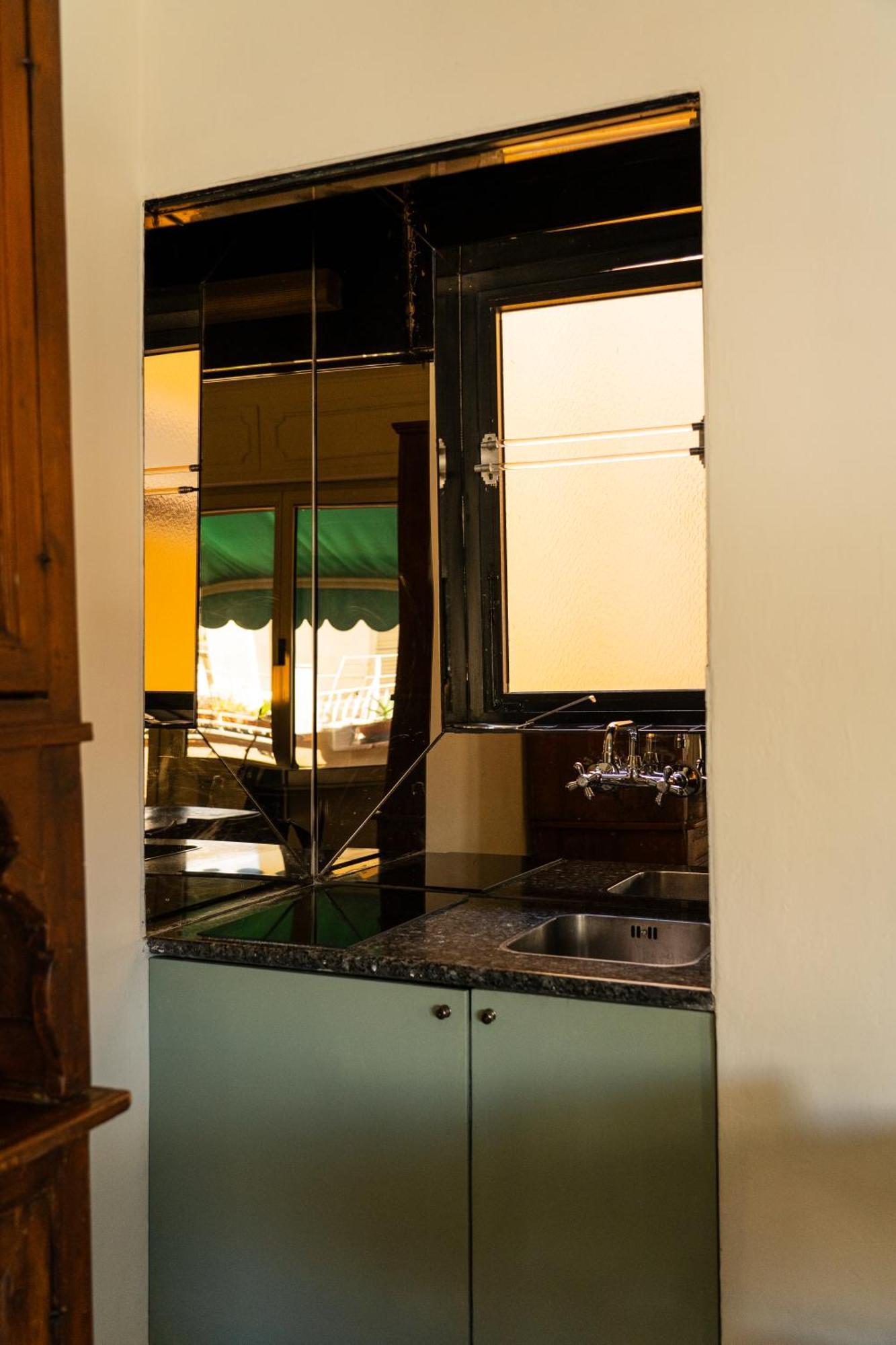 Friendly & Small 1-Br Apt With Beautiful Terrace Florence Ngoại thất bức ảnh
